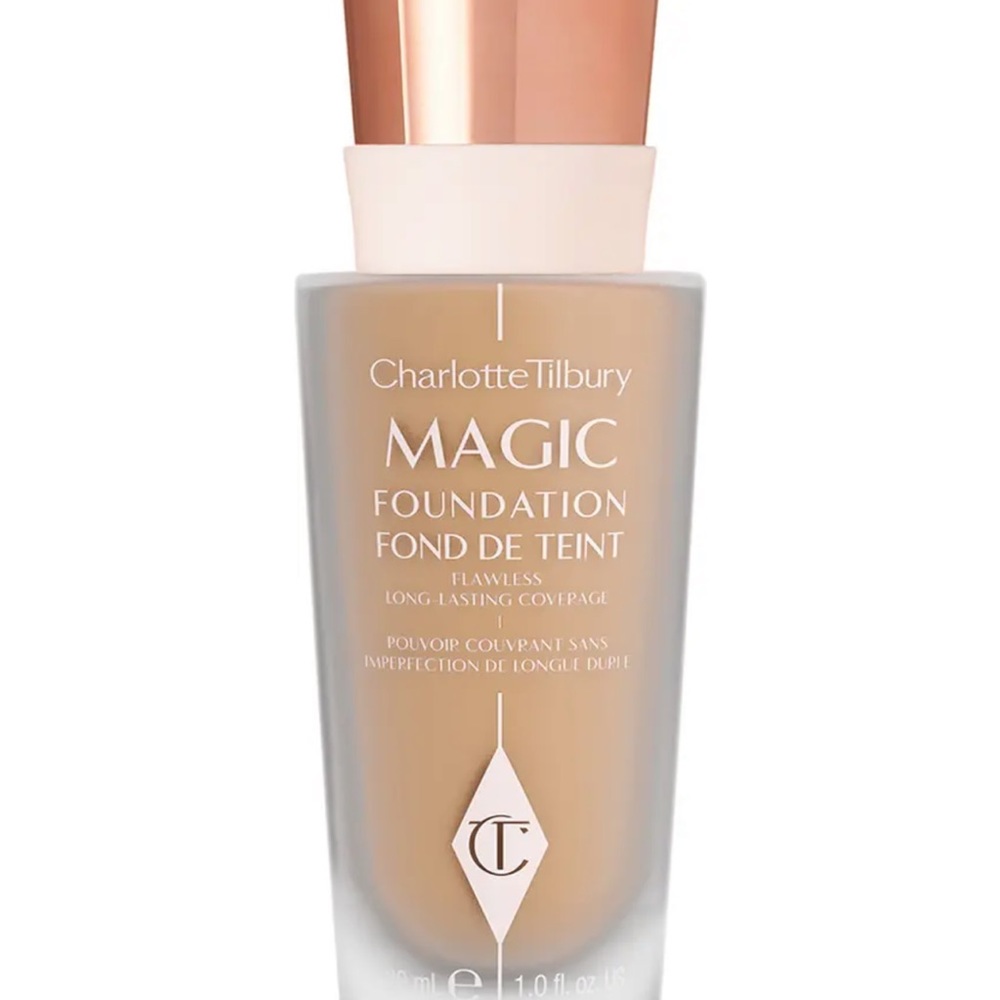 NWT Charlotte Tilbury magic foundation, 4.5 medium